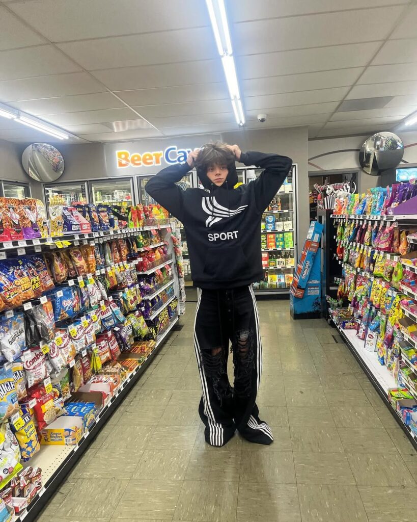 Cracked & Composed: How Edwins Channels Chaos into Vision 8 call me pubes the way Im above these dckheads